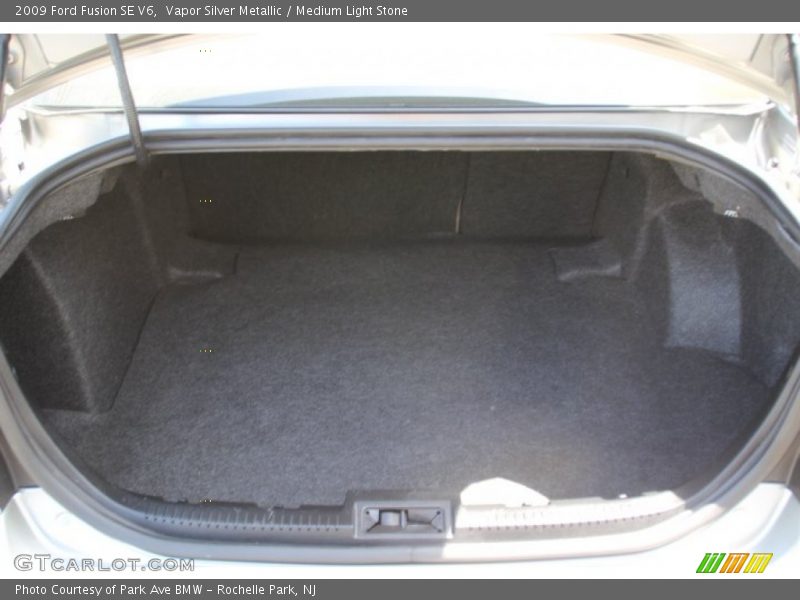 Vapor Silver Metallic / Medium Light Stone 2009 Ford Fusion SE V6