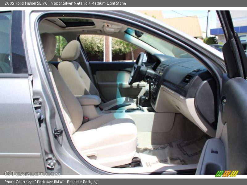 Vapor Silver Metallic / Medium Light Stone 2009 Ford Fusion SE V6