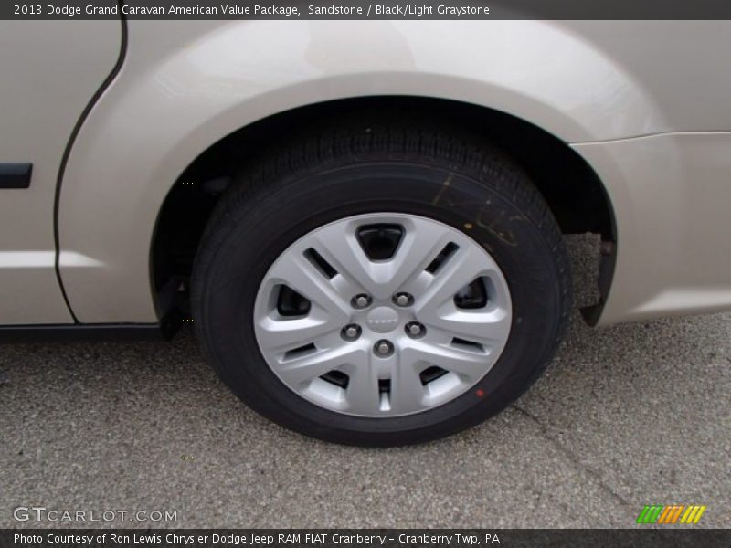 Sandstone / Black/Light Graystone 2013 Dodge Grand Caravan American Value Package