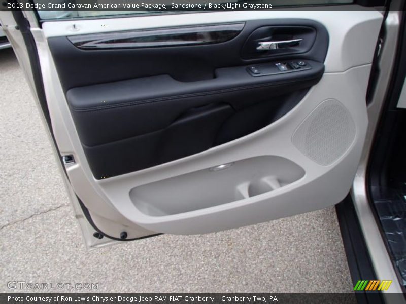 Sandstone / Black/Light Graystone 2013 Dodge Grand Caravan American Value Package