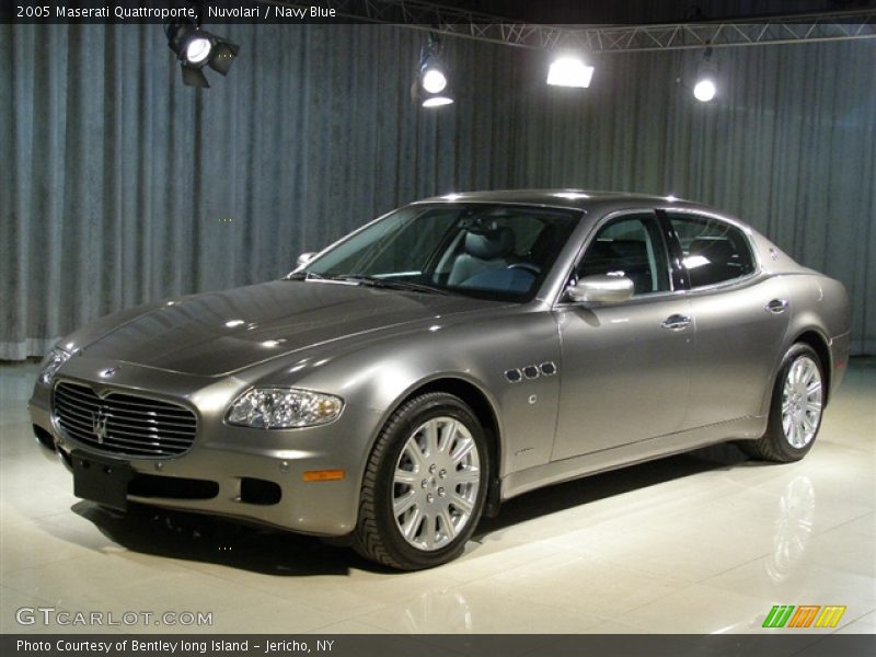 Nuvolari / Navy Blue 2005 Maserati Quattroporte