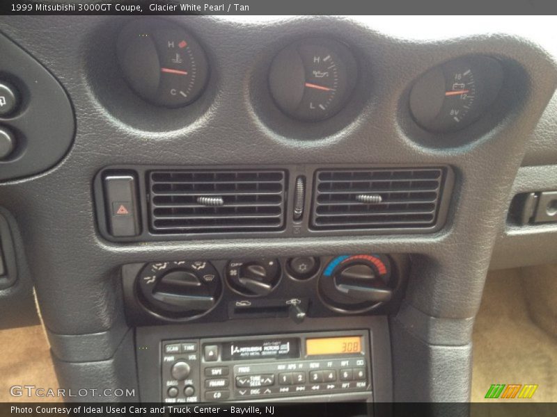 Glacier White Pearl / Tan 1999 Mitsubishi 3000GT Coupe