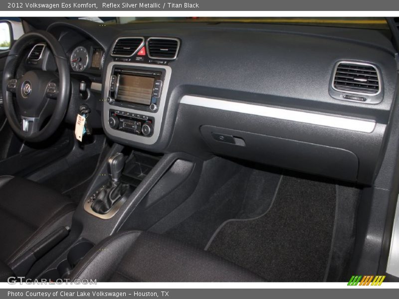 Reflex Silver Metallic / Titan Black 2012 Volkswagen Eos Komfort