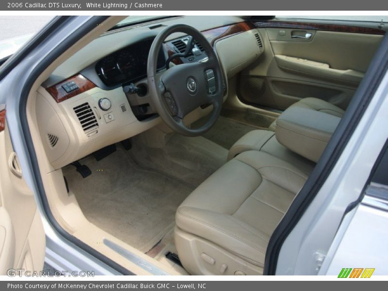 Cashmere Interior - 2006 DTS Luxury 