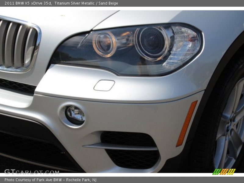 Titanium Silver Metallic / Sand Beige 2011 BMW X5 xDrive 35d