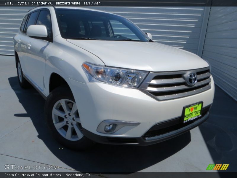 Blizzard White Pearl / Ash 2013 Toyota Highlander V6