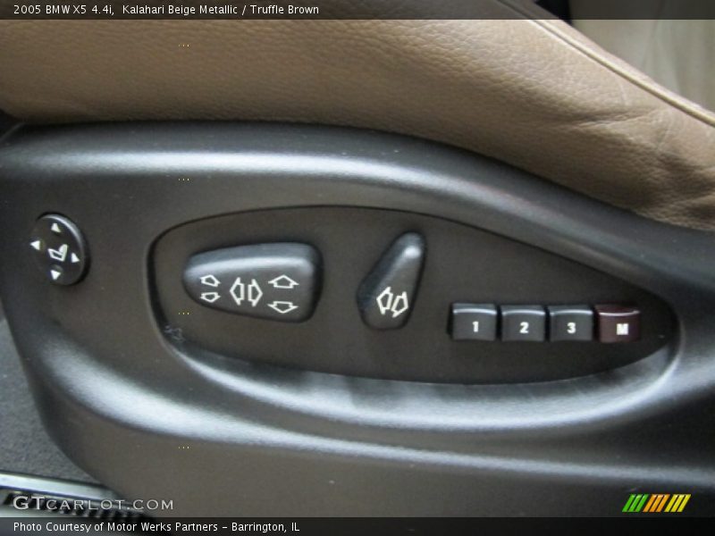 Controls of 2005 X5 4.4i