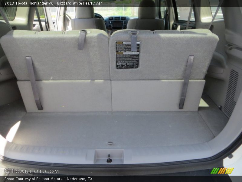 Blizzard White Pearl / Ash 2013 Toyota Highlander V6