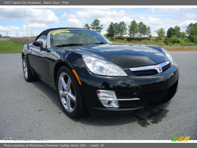 Black Onyx / Red 2007 Saturn Sky Roadster