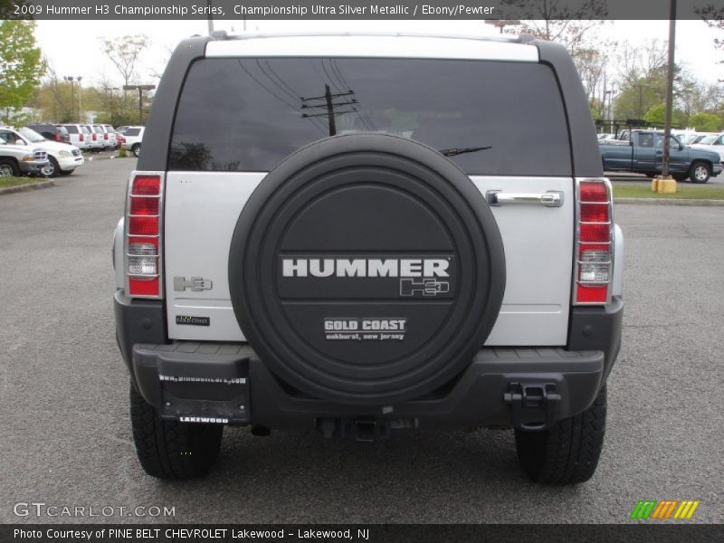 Championship Ultra Silver Metallic / Ebony/Pewter 2009 Hummer H3 Championship Series
