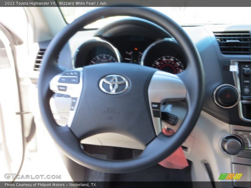 Blizzard White Pearl / Ash 2013 Toyota Highlander V6