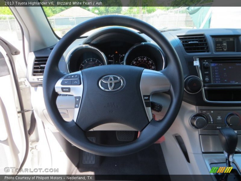Blizzard White Pearl / Ash 2013 Toyota Highlander V6
