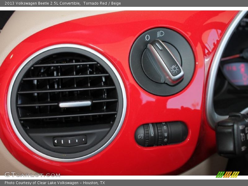 Tornado Red / Beige 2013 Volkswagen Beetle 2.5L Convertible