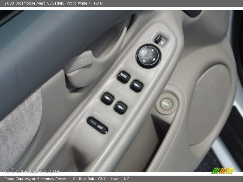 Arctic White / Pewter 2003 Oldsmobile Alero GL Sedan