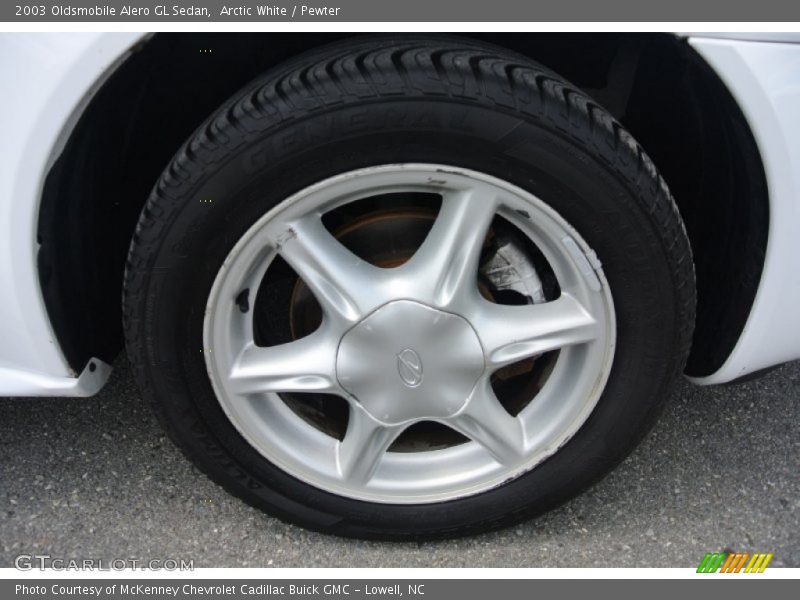 Arctic White / Pewter 2003 Oldsmobile Alero GL Sedan
