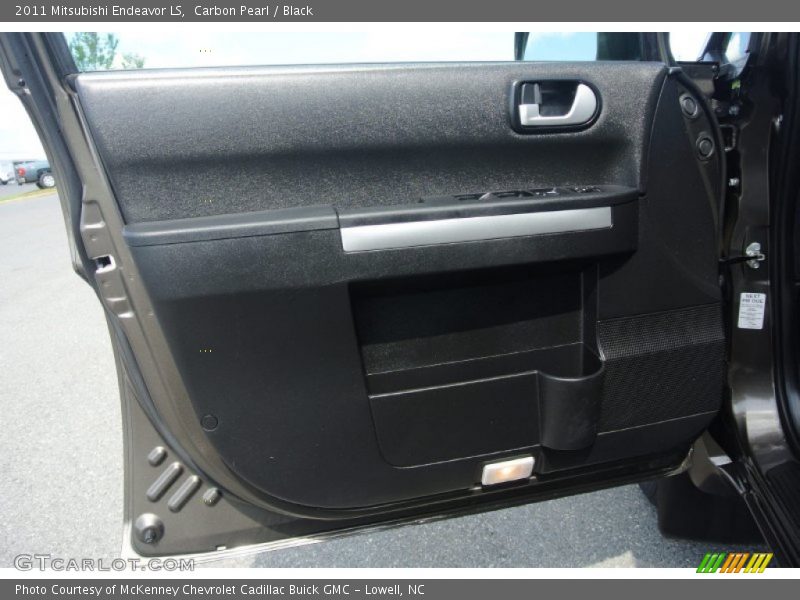 Carbon Pearl / Black 2011 Mitsubishi Endeavor LS