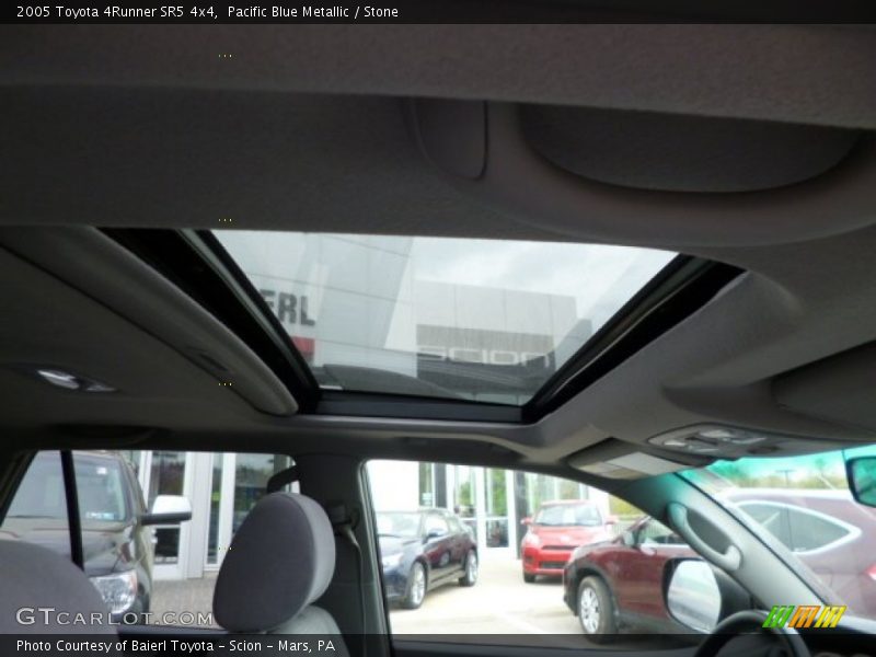 Pacific Blue Metallic / Stone 2005 Toyota 4Runner SR5 4x4
