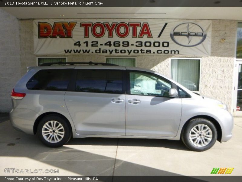 Silver Sky Metallic / Light Gray 2013 Toyota Sienna XLE