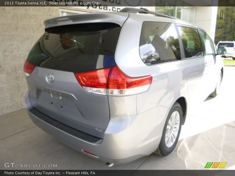 Silver Sky Metallic / Light Gray 2013 Toyota Sienna XLE