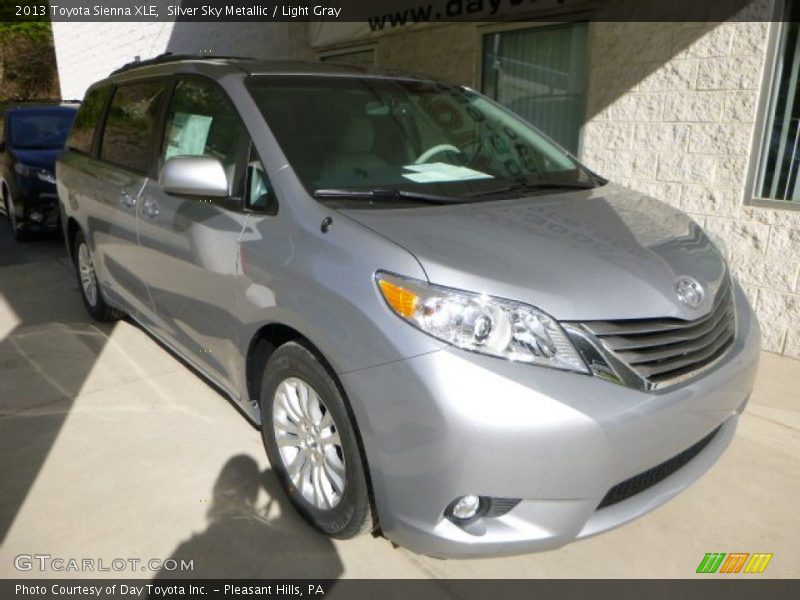 Silver Sky Metallic / Light Gray 2013 Toyota Sienna XLE