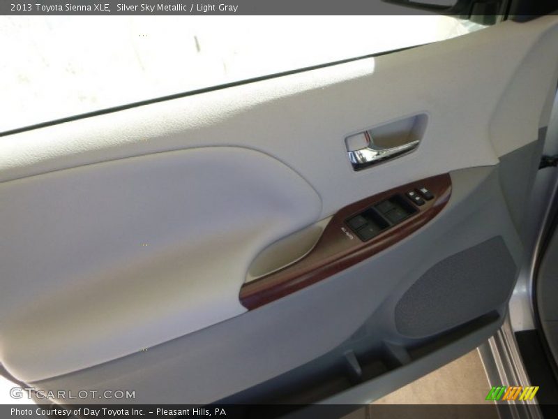 Silver Sky Metallic / Light Gray 2013 Toyota Sienna XLE