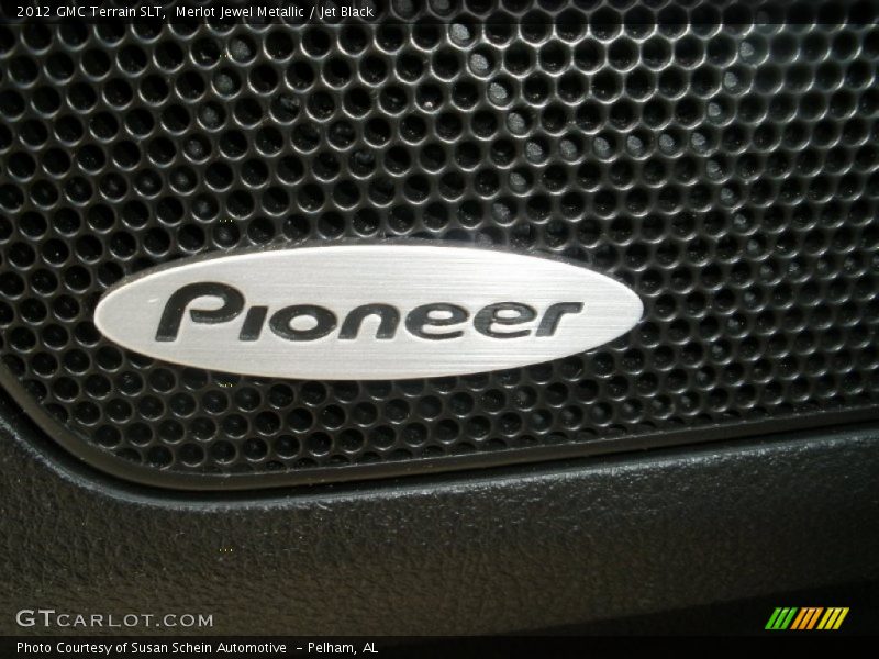 Merlot Jewel Metallic / Jet Black 2012 GMC Terrain SLT