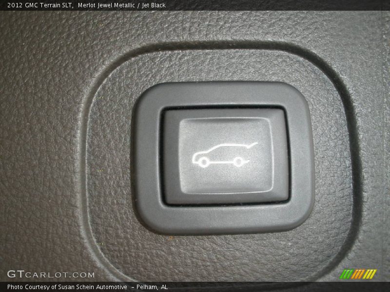 Merlot Jewel Metallic / Jet Black 2012 GMC Terrain SLT