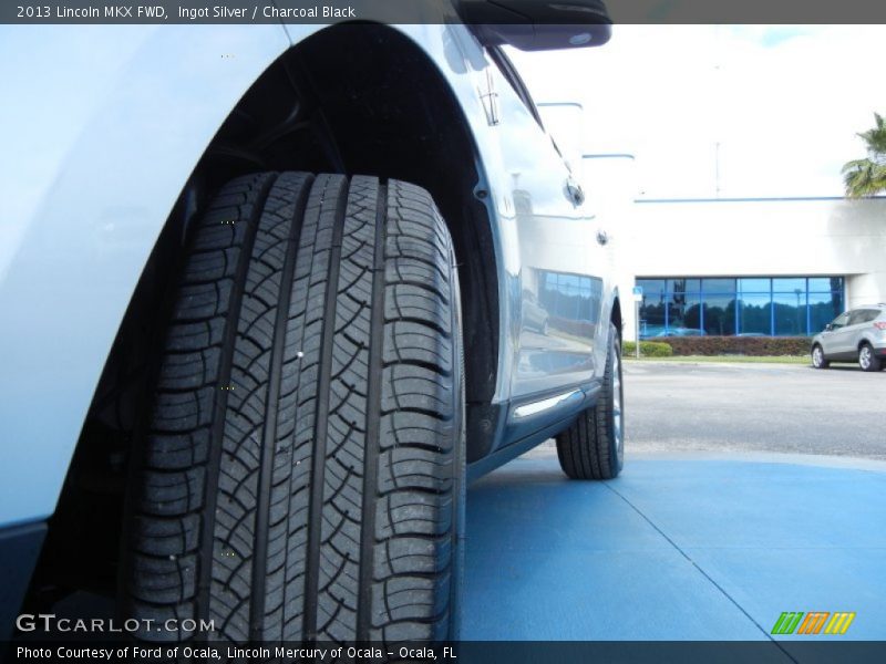 Ingot Silver / Charcoal Black 2013 Lincoln MKX FWD