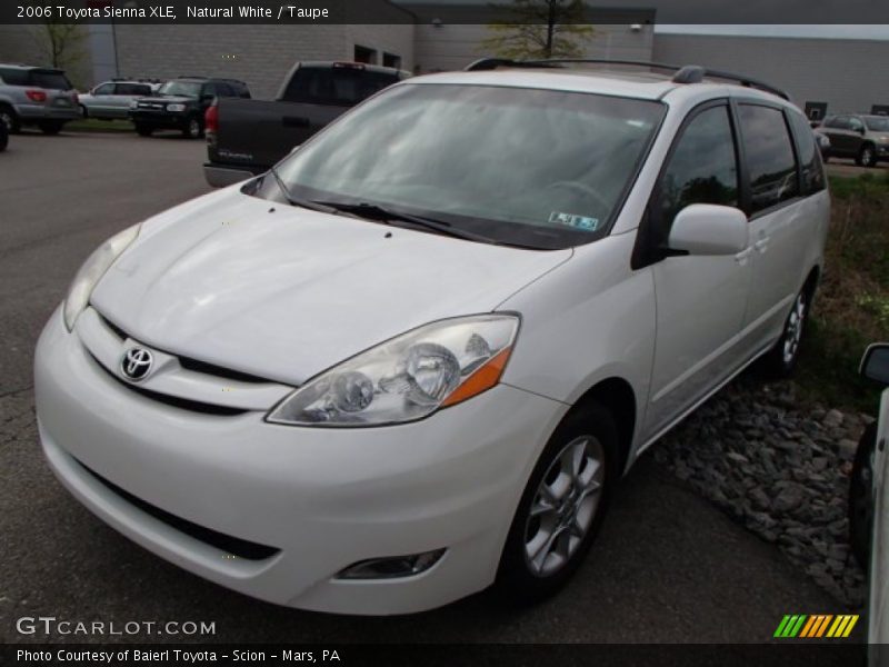Natural White / Taupe 2006 Toyota Sienna XLE