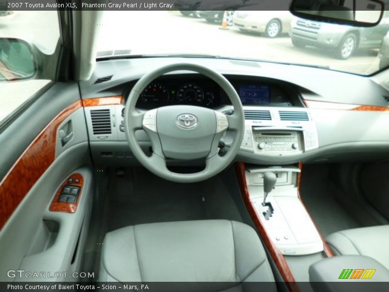 Phantom Gray Pearl / Light Gray 2007 Toyota Avalon XLS