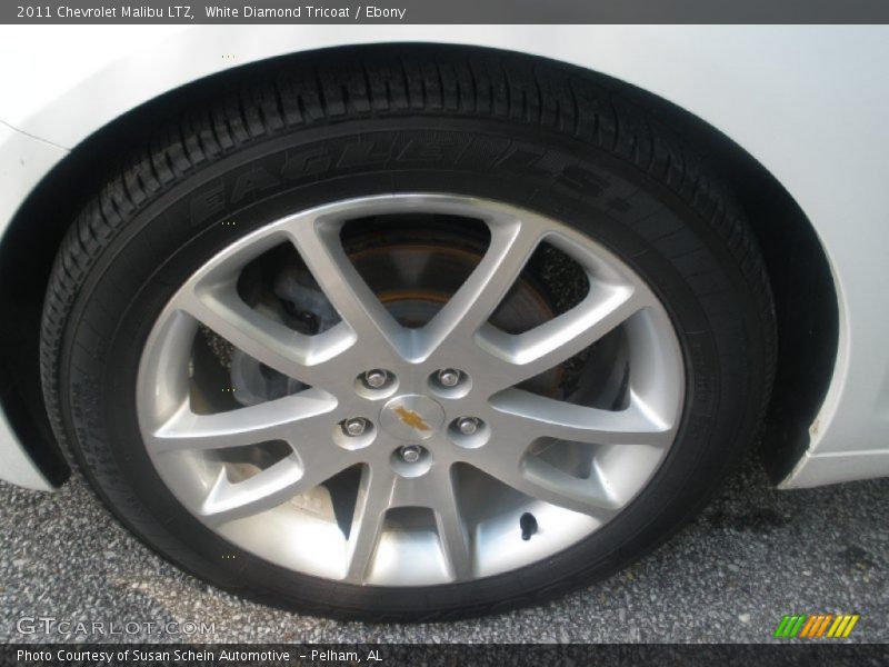 White Diamond Tricoat / Ebony 2011 Chevrolet Malibu LTZ