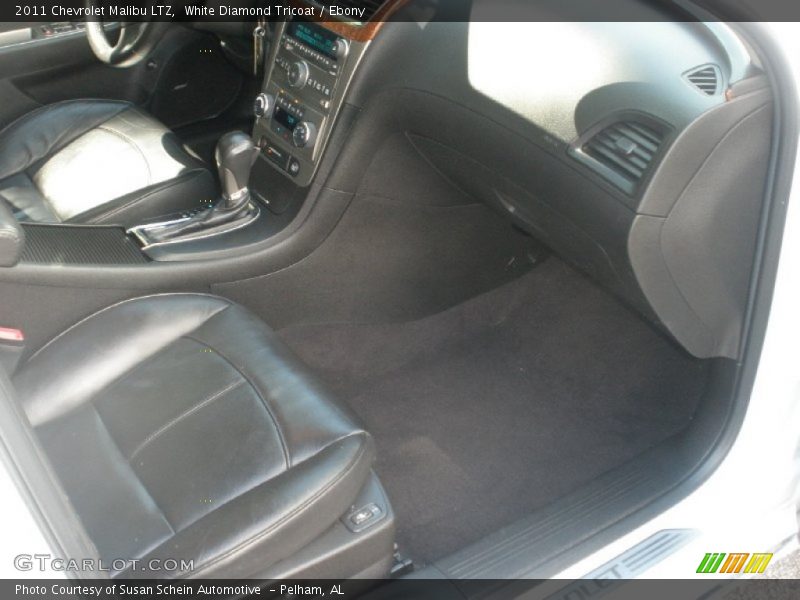 White Diamond Tricoat / Ebony 2011 Chevrolet Malibu LTZ