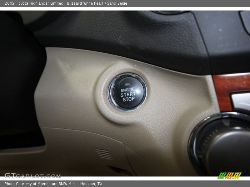 Blizzard White Pearl / Sand Beige 2009 Toyota Highlander Limited