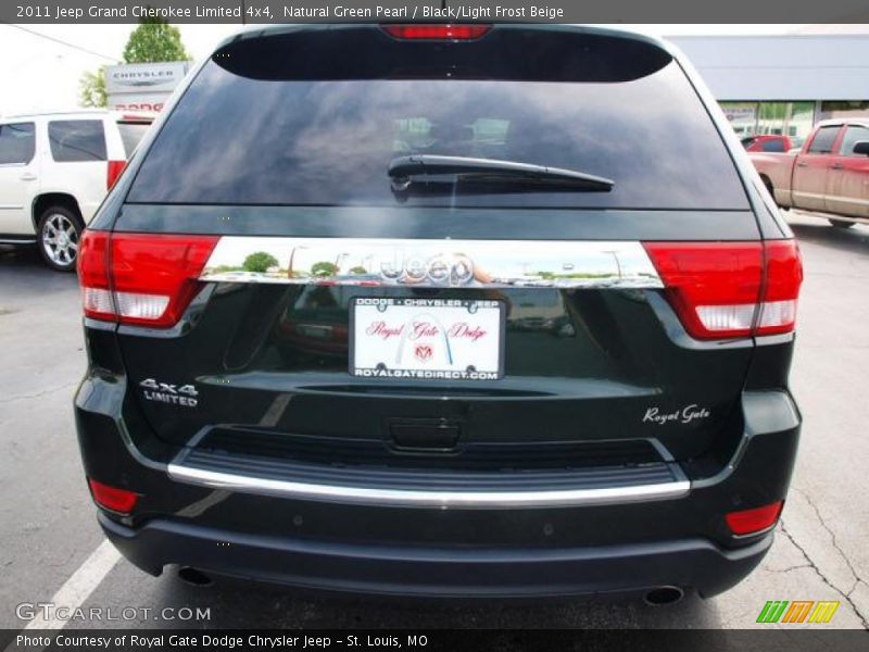Natural Green Pearl / Black/Light Frost Beige 2011 Jeep Grand Cherokee Limited 4x4