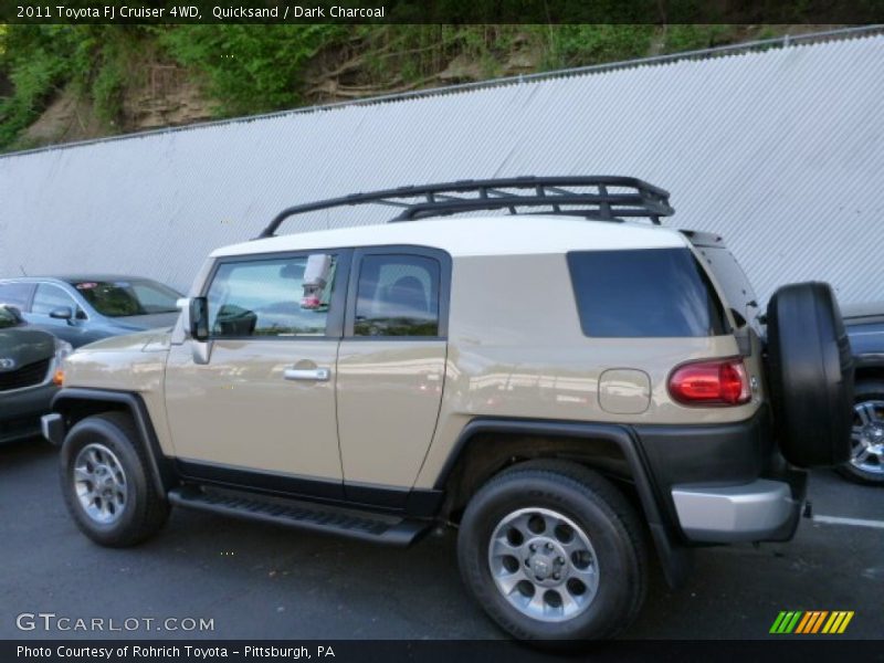 Quicksand / Dark Charcoal 2011 Toyota FJ Cruiser 4WD