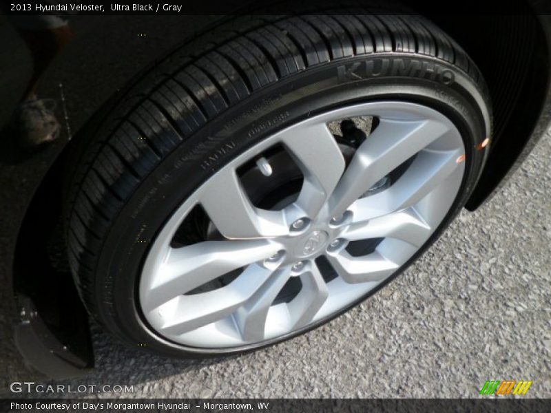 Ultra Black / Gray 2013 Hyundai Veloster