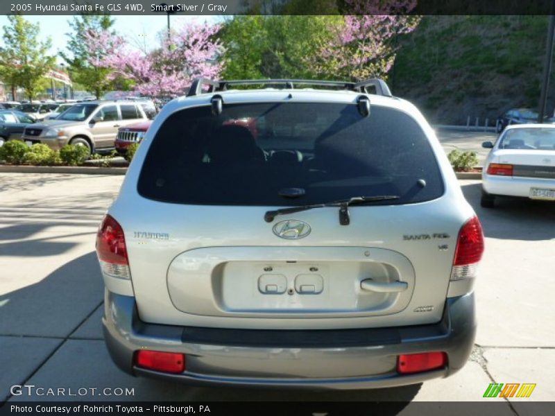 Smart Silver / Gray 2005 Hyundai Santa Fe GLS 4WD