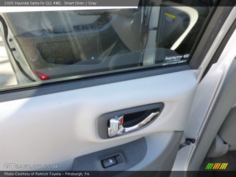 Smart Silver / Gray 2005 Hyundai Santa Fe GLS 4WD