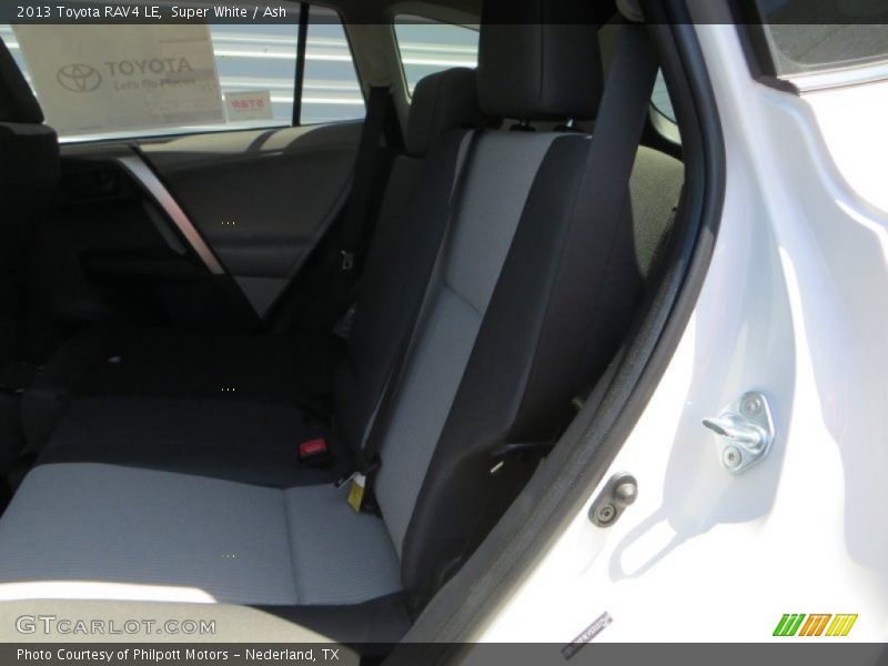 Super White / Ash 2013 Toyota RAV4 LE