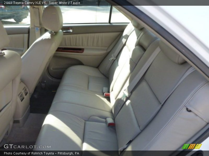 Super White / Taupe 2003 Toyota Camry XLE V6