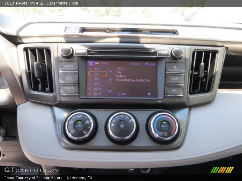 Super White / Ash 2013 Toyota RAV4 LE