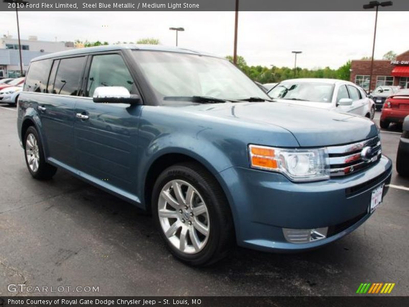 Front 3/4 View of 2010 Flex Limited