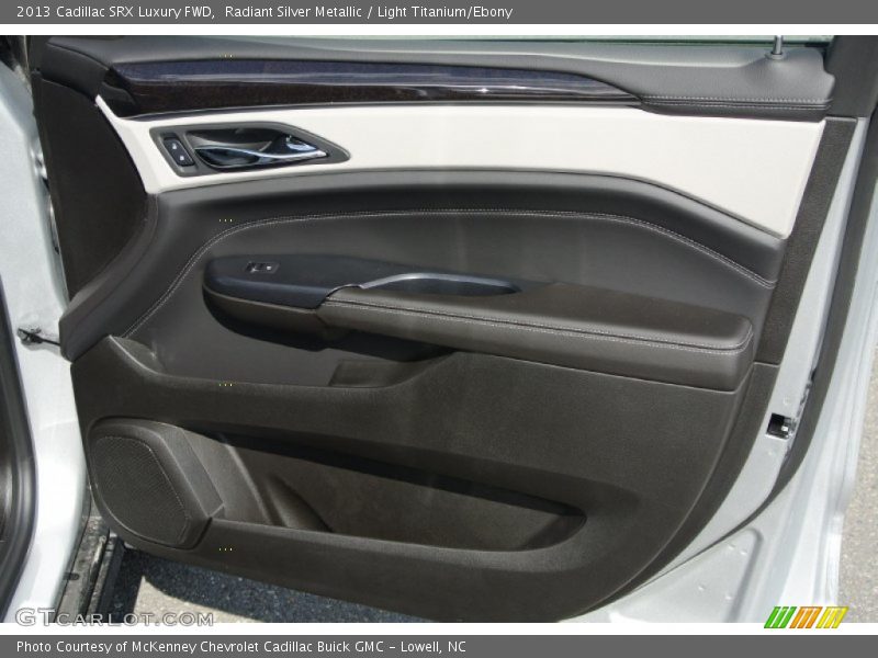 Radiant Silver Metallic / Light Titanium/Ebony 2013 Cadillac SRX Luxury FWD