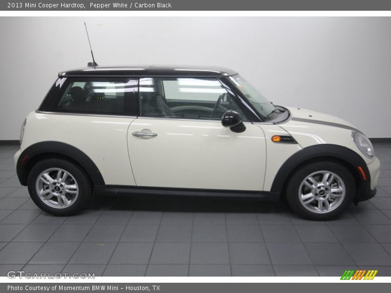 Pepper White / Carbon Black 2013 Mini Cooper Hardtop