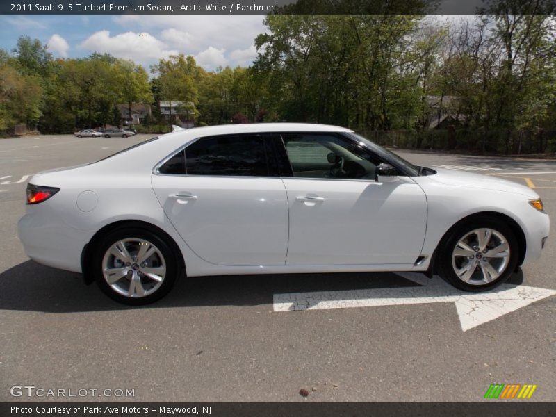 Arctic White / Parchment 2011 Saab 9-5 Turbo4 Premium Sedan