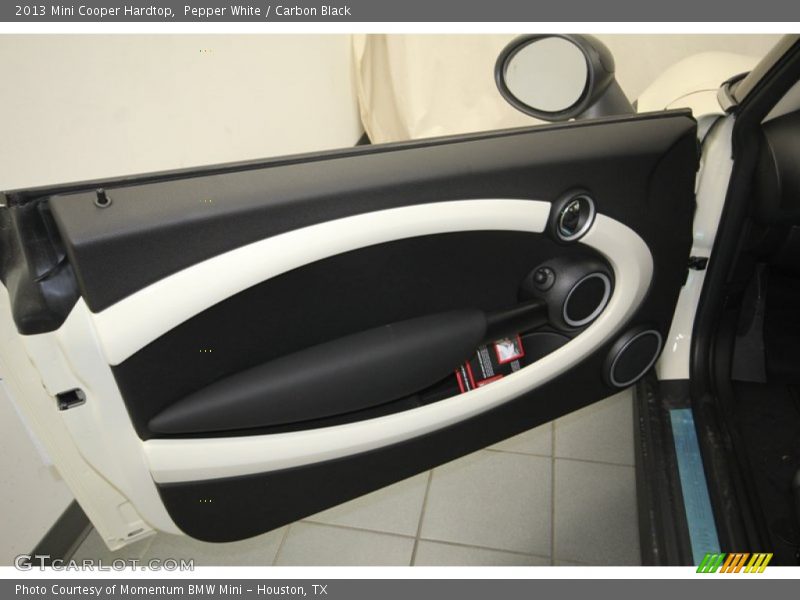 Pepper White / Carbon Black 2013 Mini Cooper Hardtop