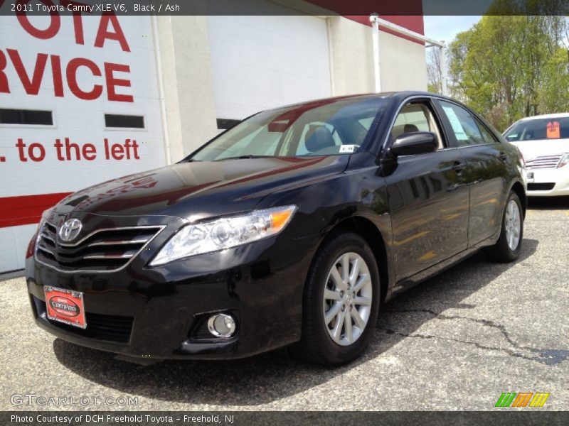 Black / Ash 2011 Toyota Camry XLE V6