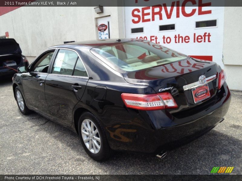 Black / Ash 2011 Toyota Camry XLE V6