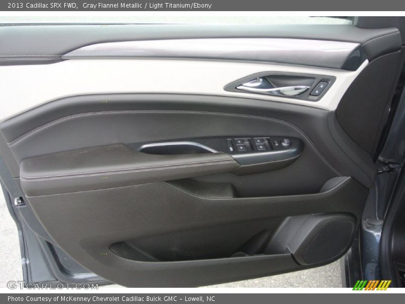 Gray Flannel Metallic / Light Titanium/Ebony 2013 Cadillac SRX FWD