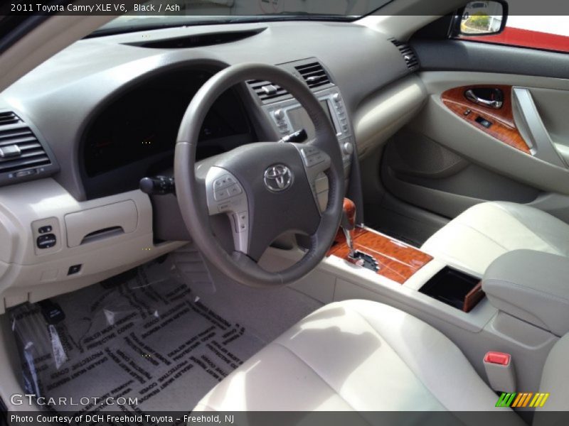 Black / Ash 2011 Toyota Camry XLE V6